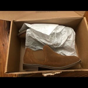 Clarks wide brown booties